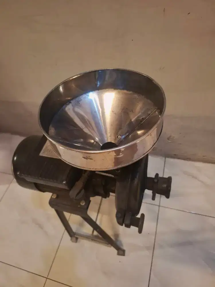 YAMAMOTO Grain Grinder Mesin Giling Kopi & Biji Bijian SY-150