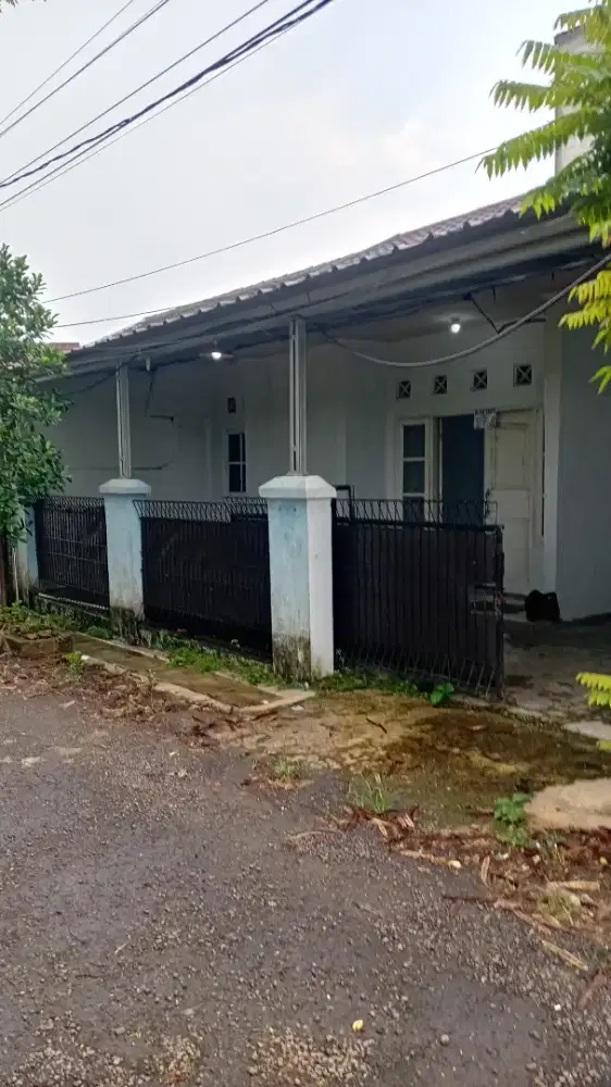 Rumah di Reni jaya Pamulang 725jt