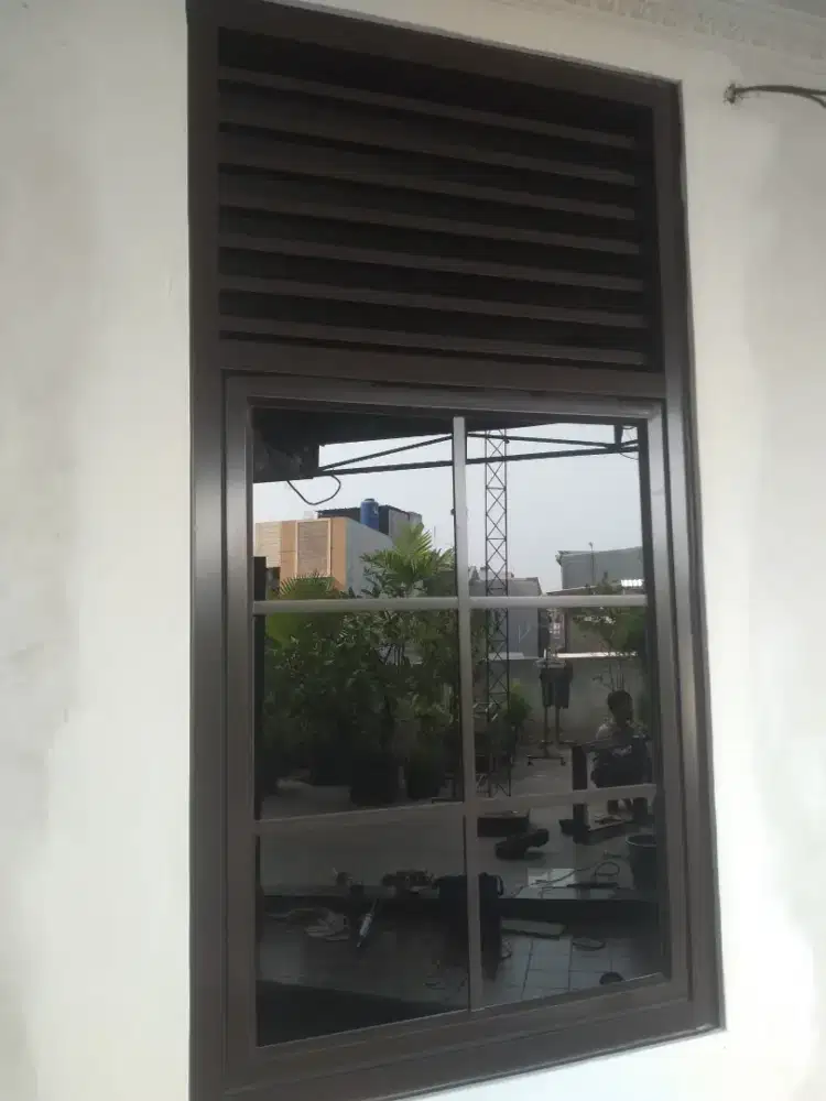 Jendela aluminium ornamen jalusi T150cm L65cm hrg sm psg 1,5 jt / unit