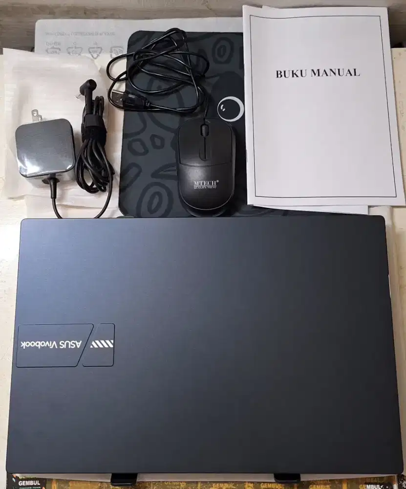 Laptop assus vivobook X1404VA