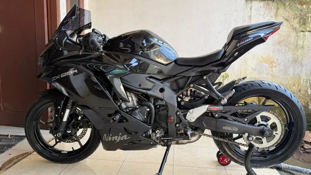 KAWASAKI NINJA ZX25R STANDAR KM RENDAH