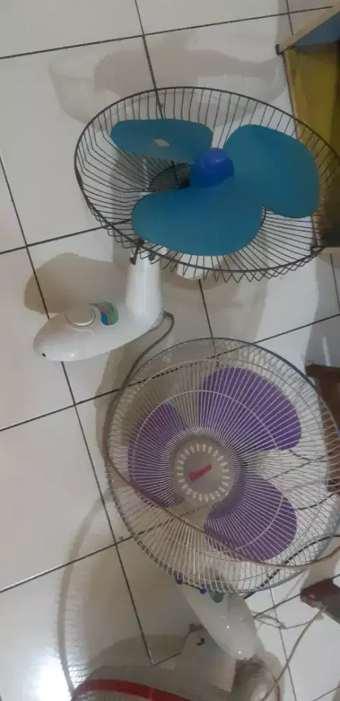 Kipas angin miyako dan maspion