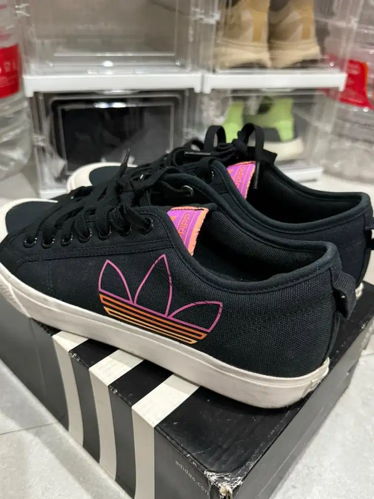 Sepatu Adidas Original Size 44 2/3