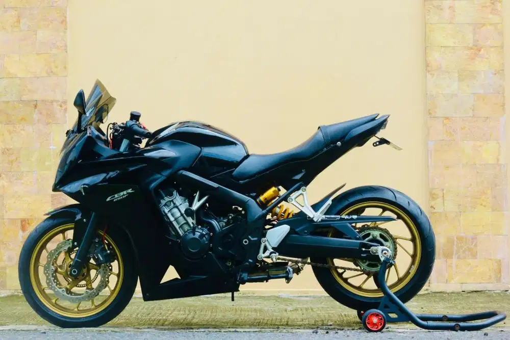 Honda CBR 650F ABS like new Z800 Z900 GSX 600 CBR 600
