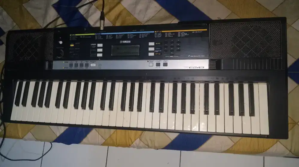 Yamaha psr243 mulus normal