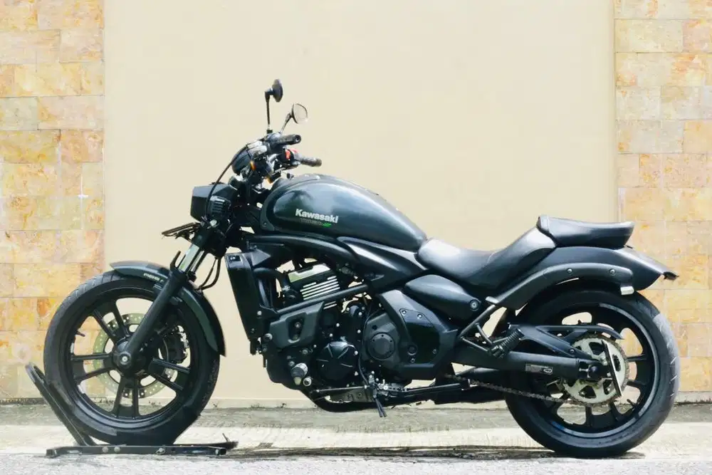 Kawasaki vulcan 650 ABS 2017 mulus Street 500 Rebel 500 er6n 650