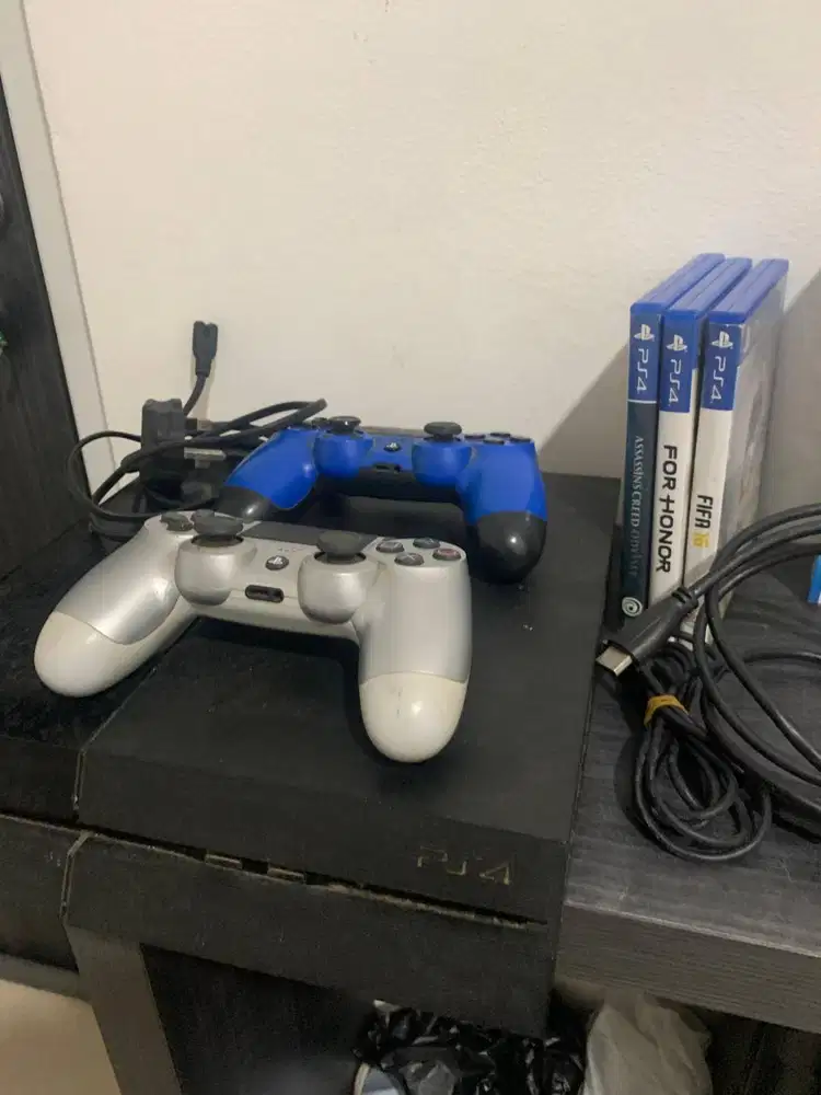 Jual PS4 Lengkap + Banyak Game, Langsung Gas!