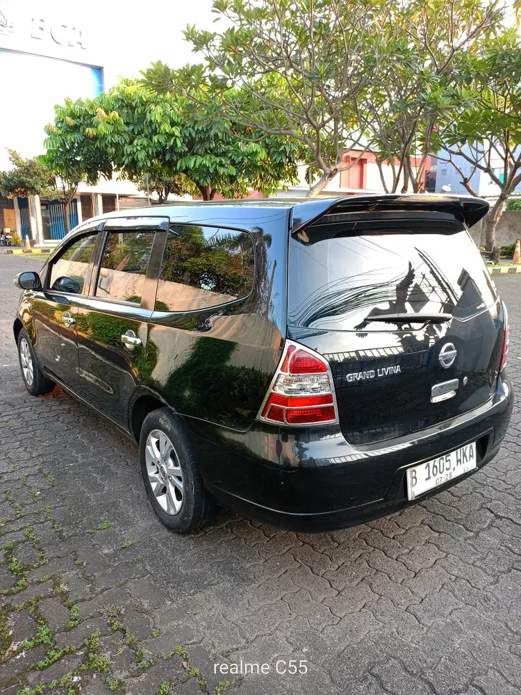 Nissan Grand livina XV 2013 matic angsuran murah cuma 2.100 DP nego