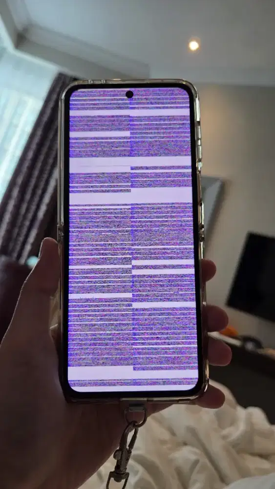 Service Samsung Z Flip 4 Z flip5 di buka mati layar bersemut No Tousch