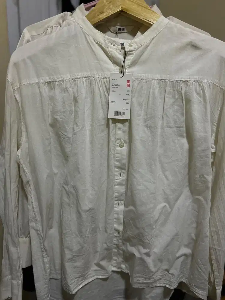 Blouse uniqlo white