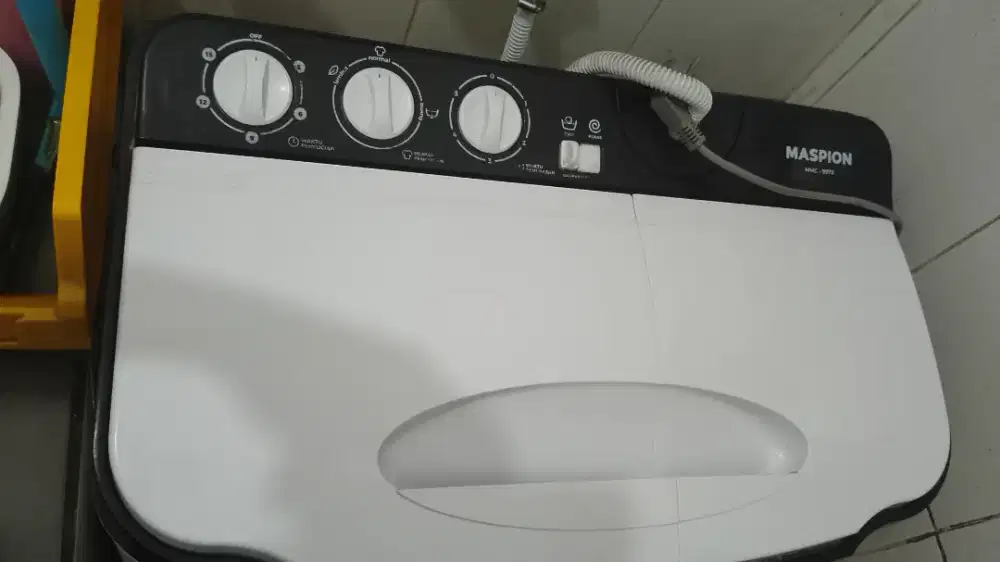 Mesin cuci Maspion 7kg 2 tabung