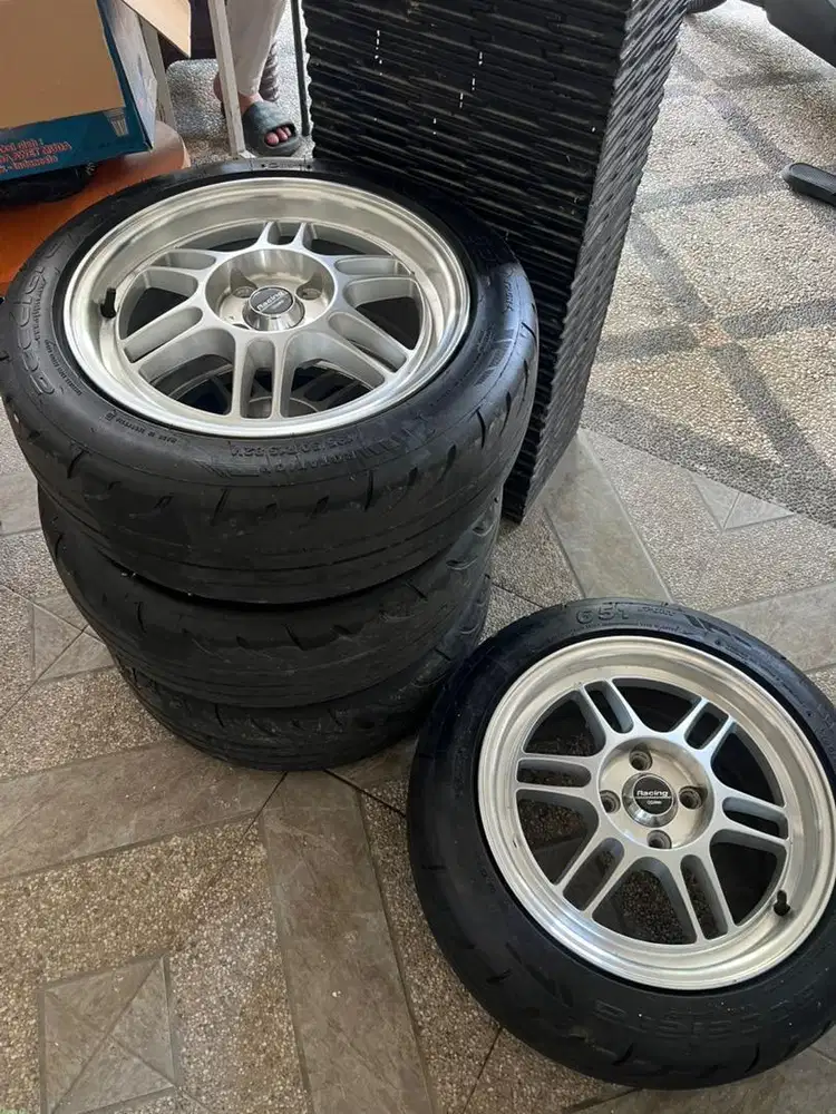 Velg enkei masih mulus