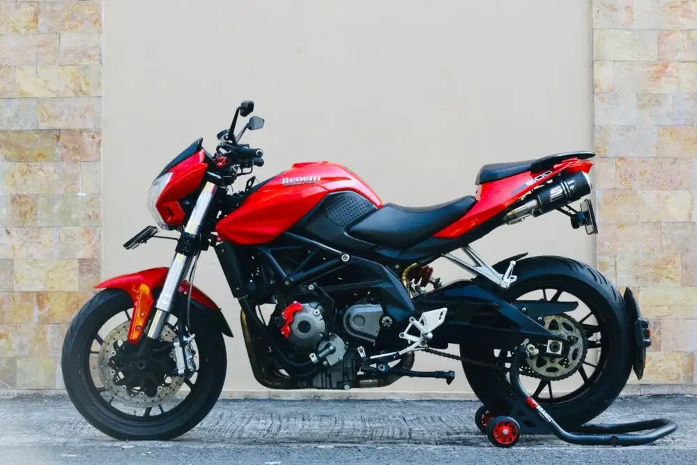 Benelli 600 like new KTM Duke 390 er6n 650 zx25
