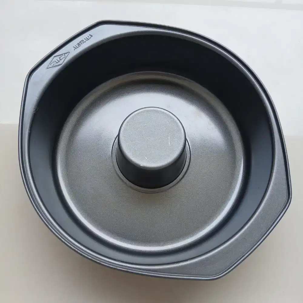 Cetakan kue bolu panggang cake pan non-stick 20cm Willow, bekas