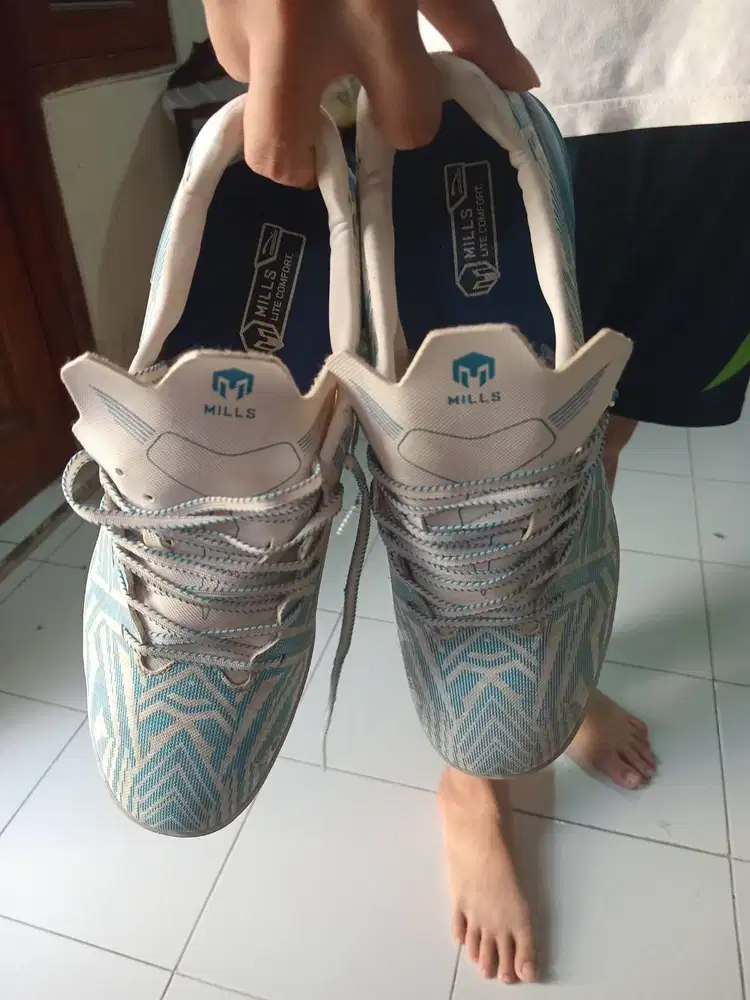 Sepatu futsal mills phoenix original