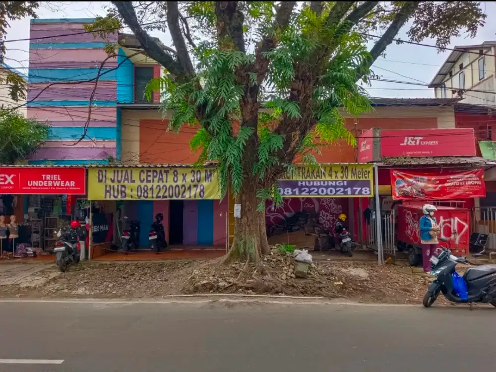Disewakan Ruang Usaha cocok buat showroom atau Rumah makan