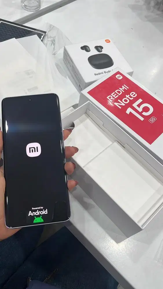 Redmi Note 15 5G free buds 6 active/buds 6 play