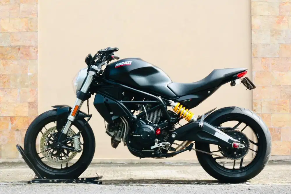 Ducati monster 797 ABS low odo monster 696 monster evo1100 monster 796