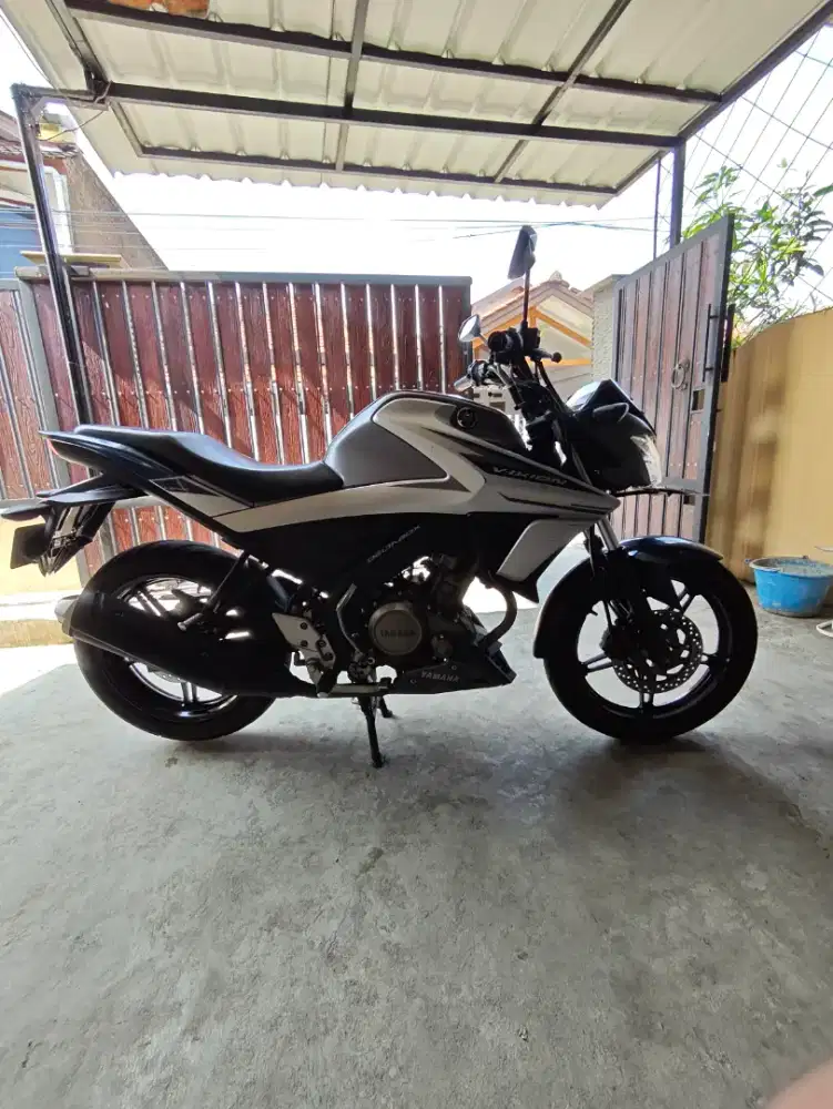 Vixion ADV 150 mulus km rendah