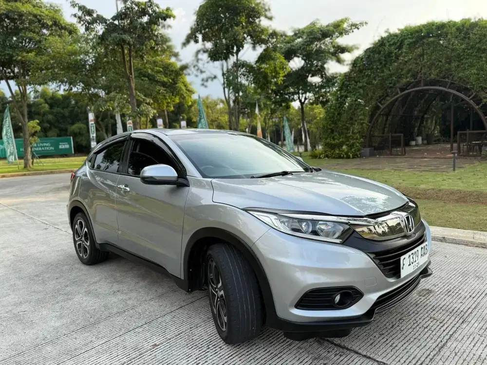 Honda HR-V E CVT 2019 Bensin