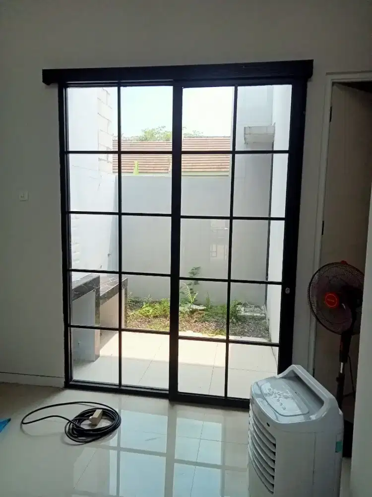 Pintu sleding aluminium