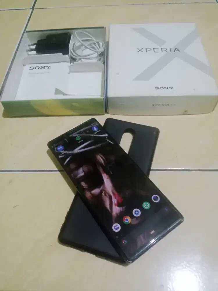 sony xperia 1 6/64gb