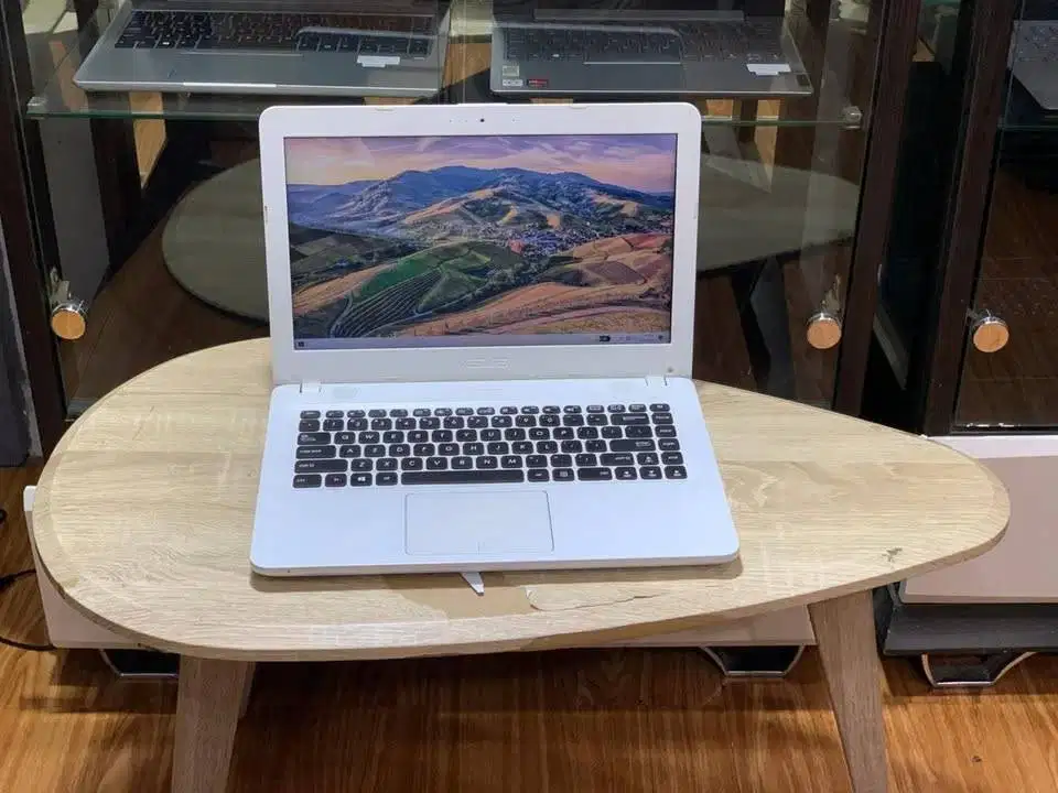 Laptop Asus VivoBook X441MA Intel Celeron N4000 Display 14inch HD