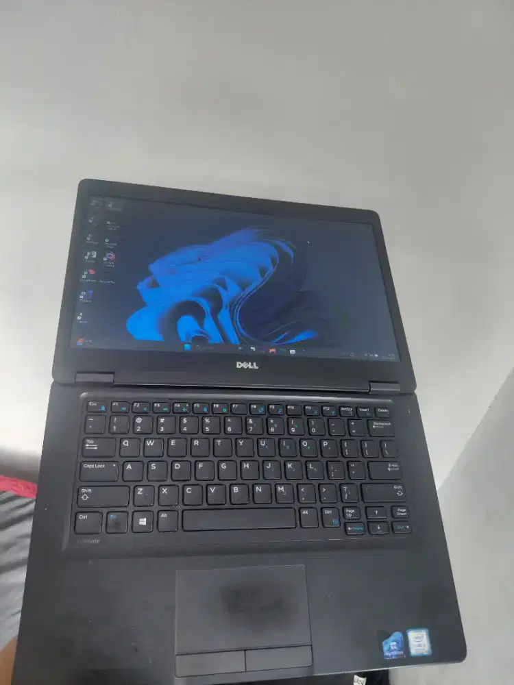 Dell Latitude 5480 i5 7300u/8/256 Batre awet