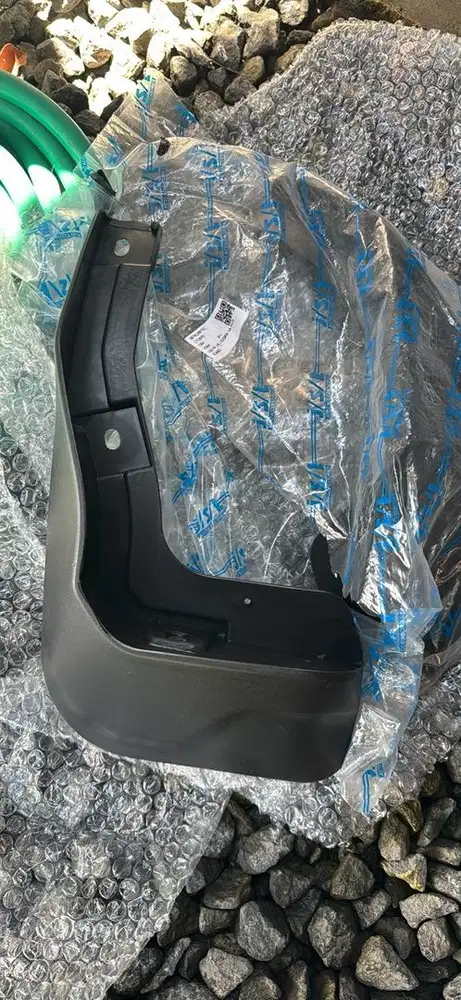 Mudguard belakang Calya Sigra