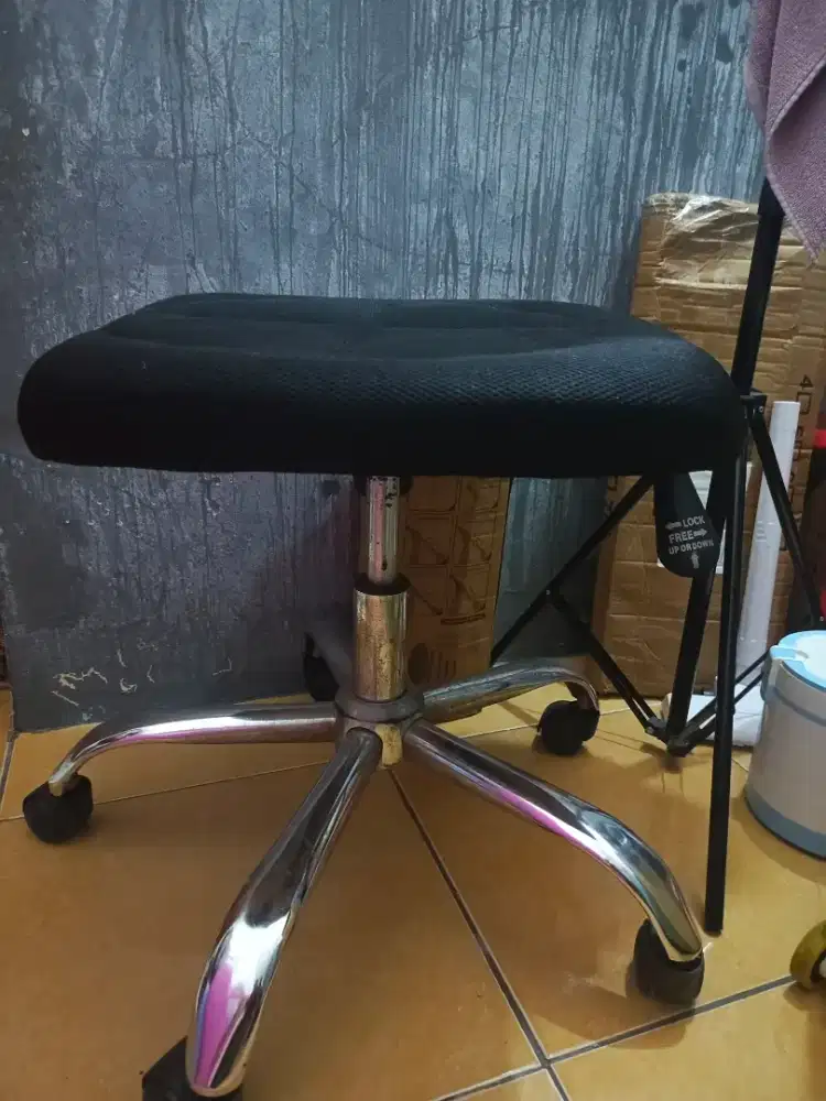 Kursi kerja / kursi kantor