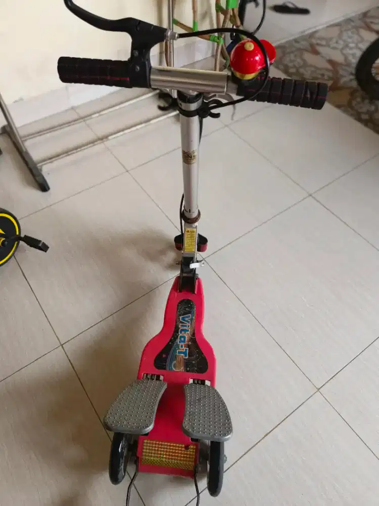 Skuter yang masih layak di pakai