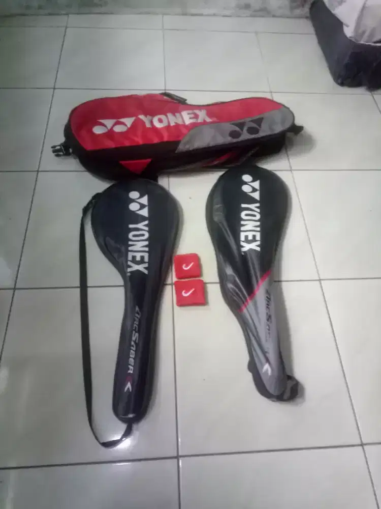 All 1 tenis & 3 raket yonex edisi arc saber