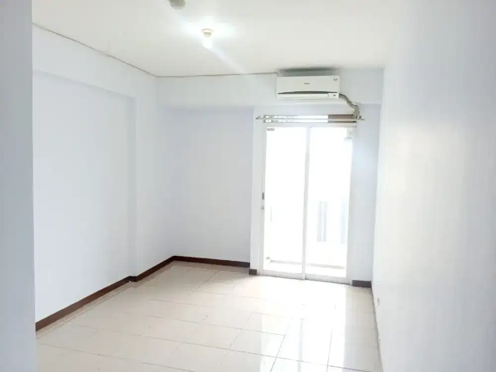 Apartemen unfurnish