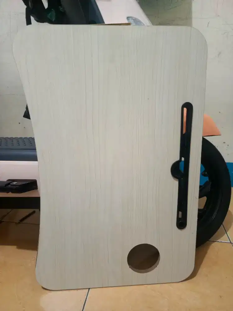Meja lipat / meja belajar / meja anak / meja laptop