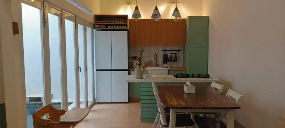 Dijual rumah serasa Villa