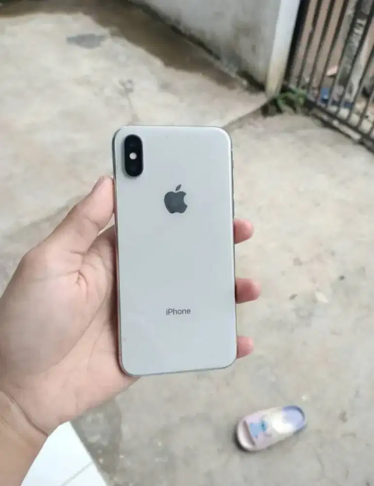 iPhone x 64gb inter