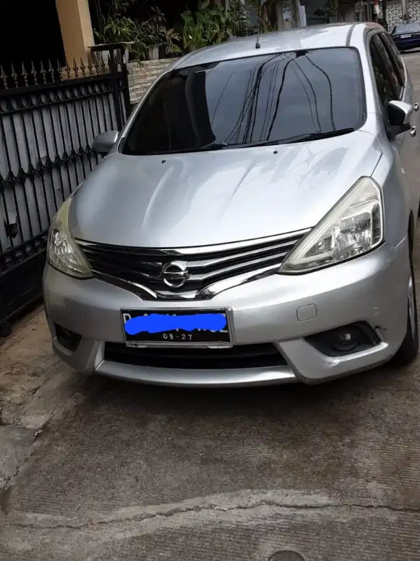 Nissan Livina 2013 Bensin