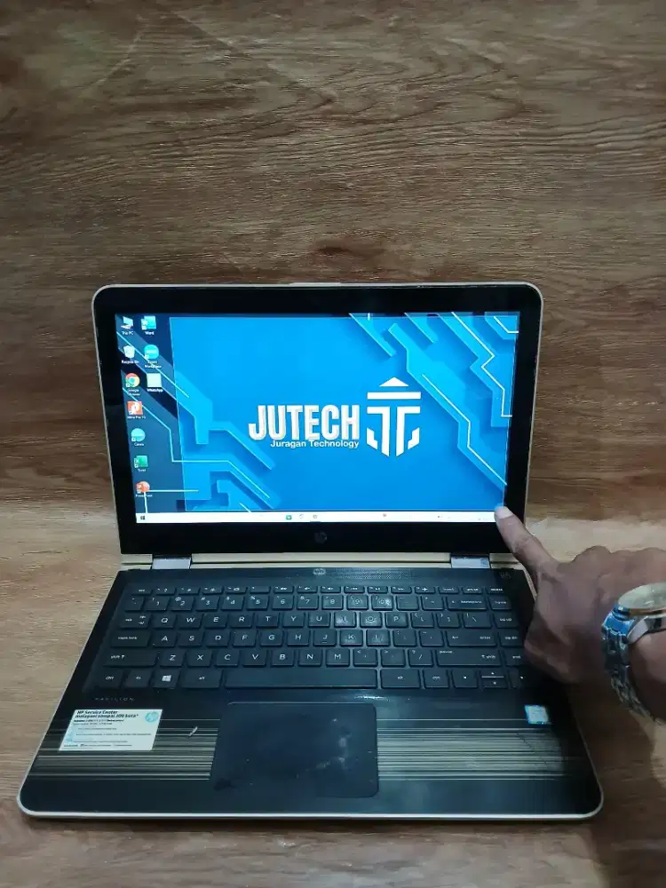 2IN1 Laptop HP Pavilion x360 Slim Core i3 Gen 7 RAM 8GB, siap pakai