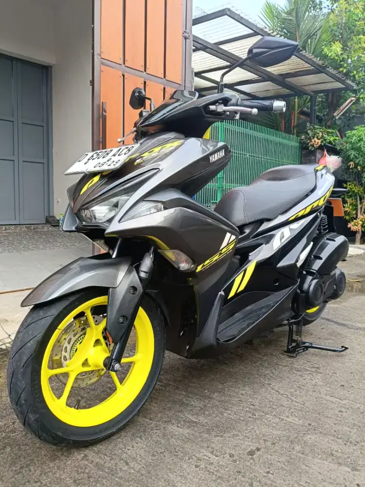 Yamaha Aerox Abu-abu THN 2019.