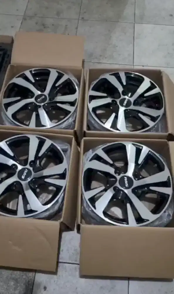 Dijual 4 pcs Velg ring 14 pcd 4 × 114