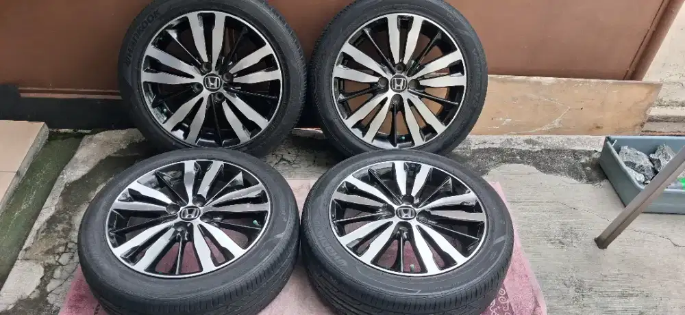 Velg ori Honda JAZZ GK5 R16