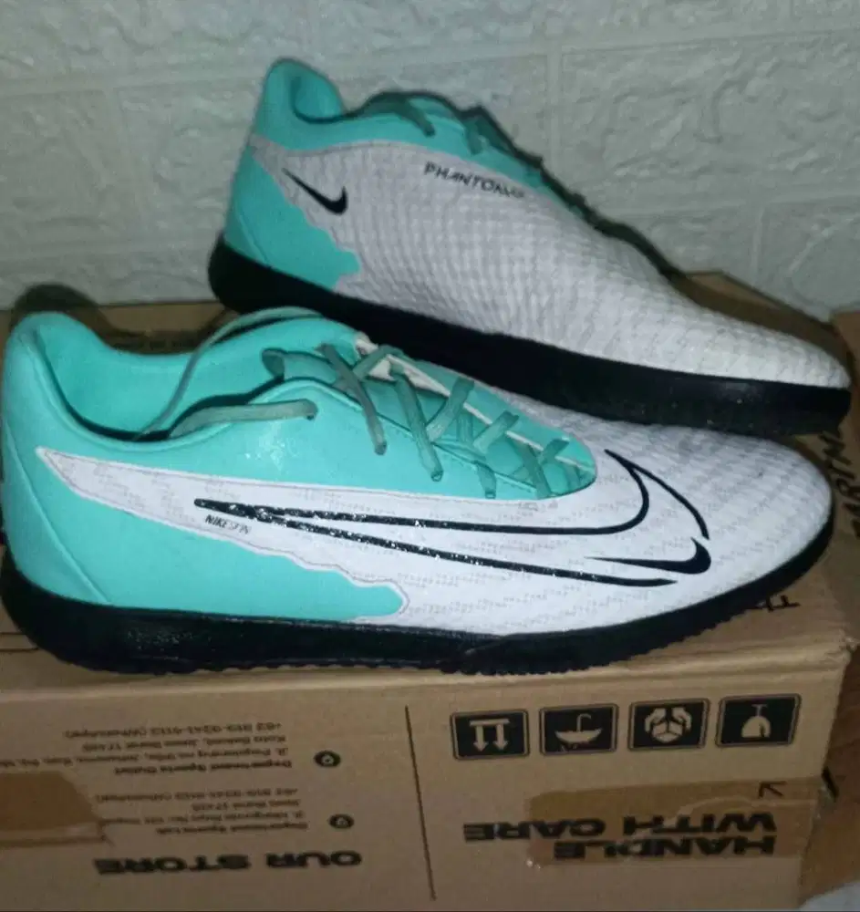 Sepatu Futsal Nike Phantom Gx Academy Ic Original Size 41