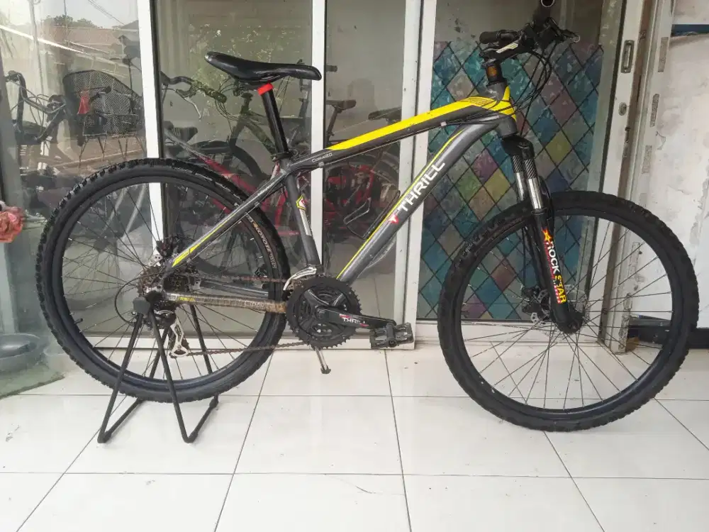 Sepeda gunung MTB thrill cleave 2.0