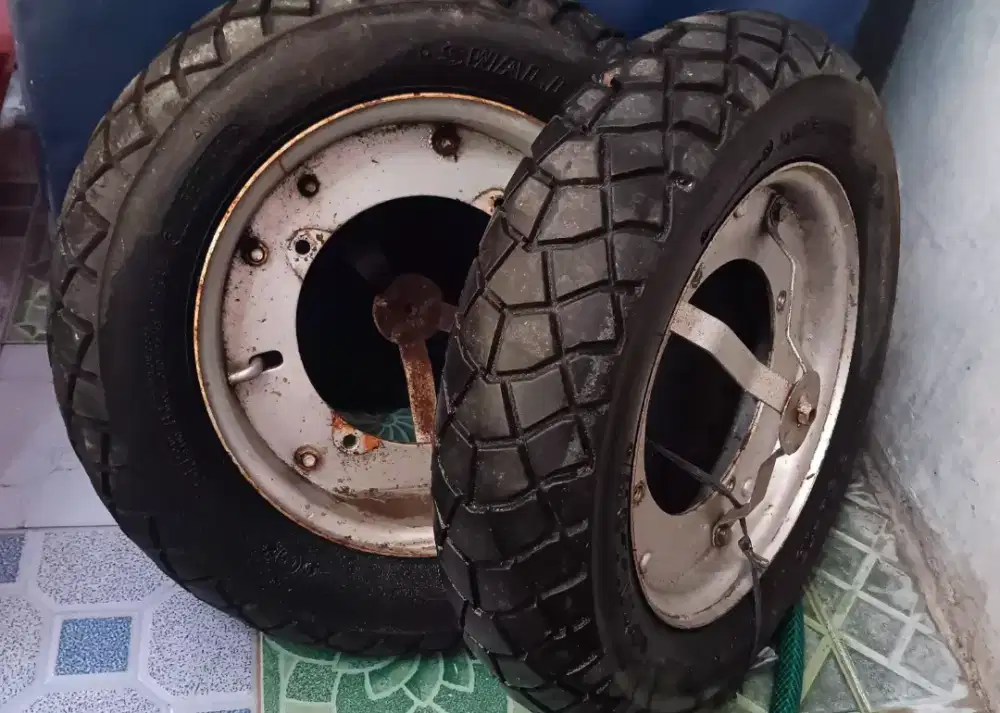 Velg + Ban Vespa Ring 8