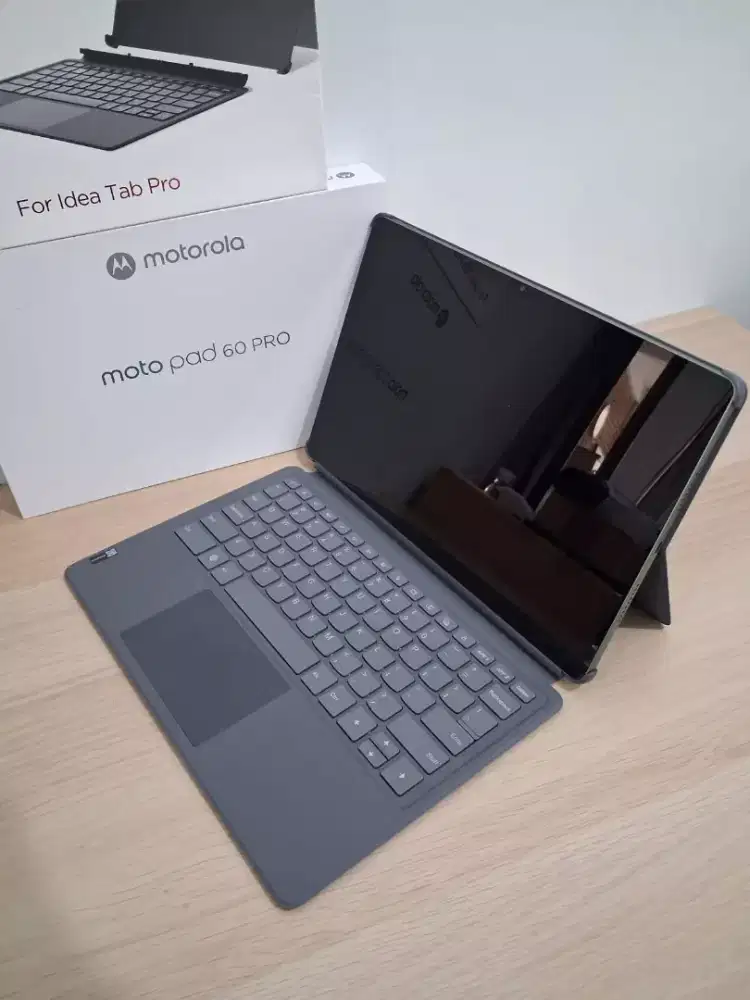 Tabel pad moto keyboard 60 pro segel