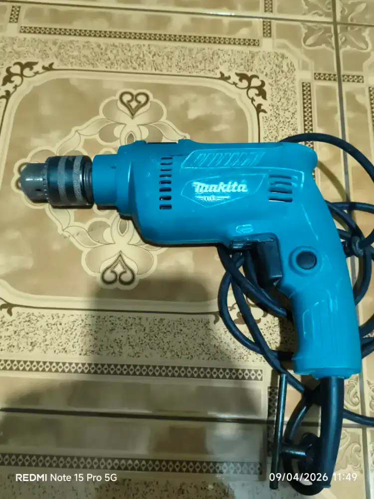 Bor. Makita 13mli