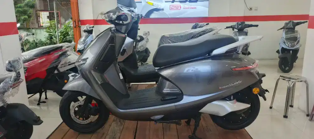 Terbaru !!! Motor Listrik Uwinfly M110F