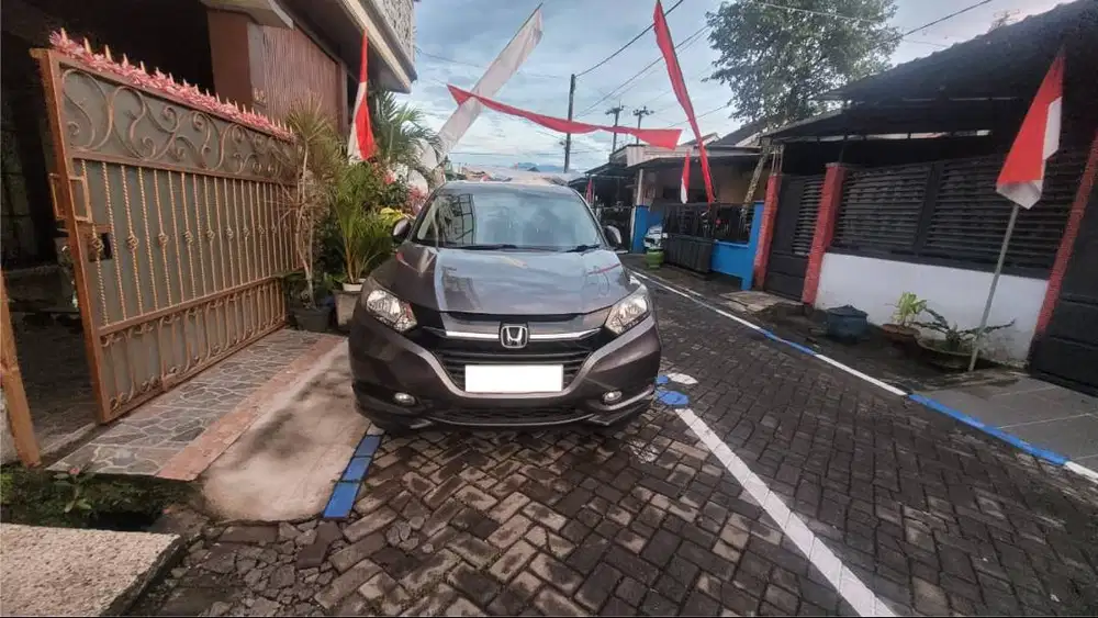 Honda HRV 1.5 E CVT 2017 Abu abu