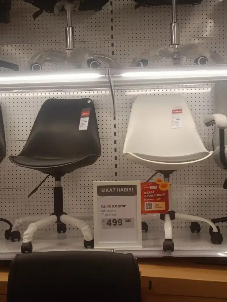 MACARONI KURSI KANTOR