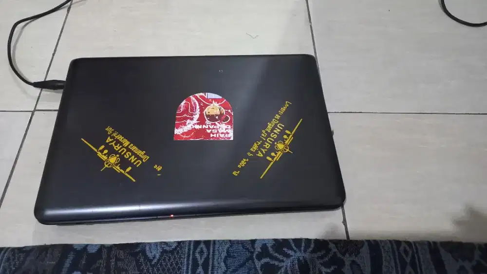Di jual Laptop Zyrex I3